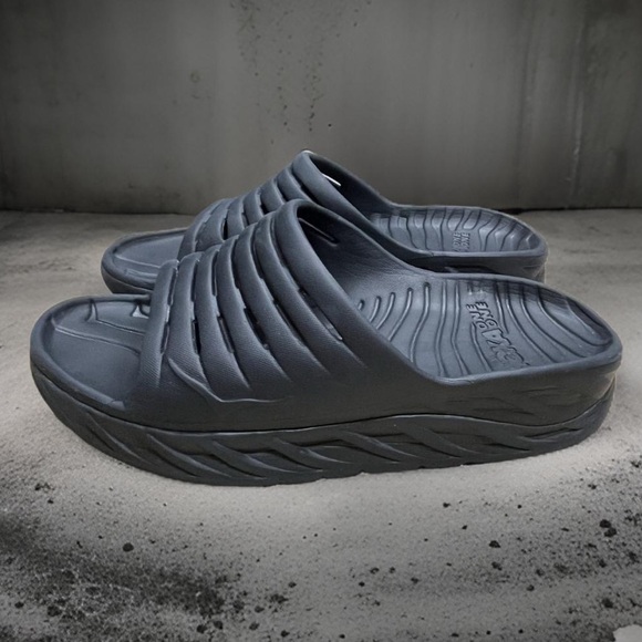 🔥HOKA RECOVERY SLIDES🔥 - Picture 4 of 8